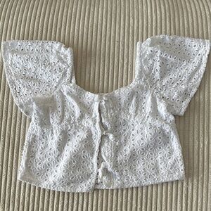 Zara Women’s White Eyelet Lace Crop Top With Tie Closure in Size 8